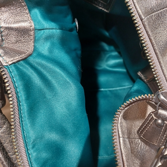 Coach shoulder bag - Picture 10 of 13